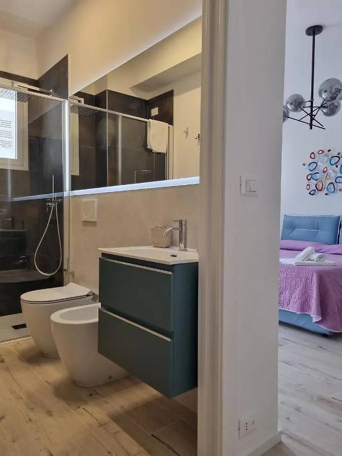 לידו די ג'סולו Sea View Apartment With Swimming Pool לידו די ג'סולו