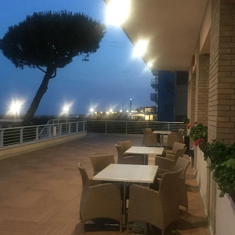 לידו די ג'סולו Sea View Apartment With Swimming Pool 0*, לידו די ג'סולו איטליה